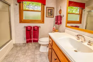 12155 W Luther Ave, Hales Corners, WI 53130 - Photo 17