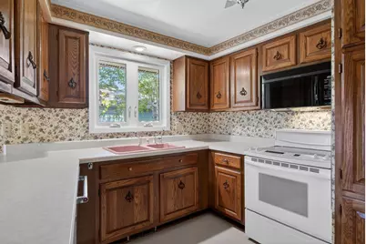 2506  Geele Ave, Sheboygan, WI 53083 - Photo 7