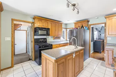 110 E Wisconsin Ave, Silver Lake, WI 53170 - Photo 9
