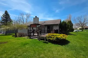 1209 Stonebridge Dr, Howards Grove, WI 53083 - Photo 37