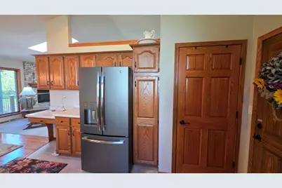 1209  Stonebridge Dr, Howards Grove, WI 53083 - Photo 15