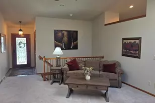 1209 Stonebridge Dr, Howards Grove, WI 53083 - Photo 3