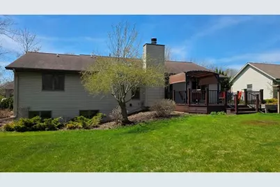 1209  Stonebridge Dr, Howards Grove, WI 53083 - Photo 35