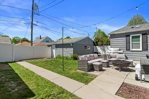 3421 S Quincy Ave, Milwaukee, WI 53207 - Photo 23