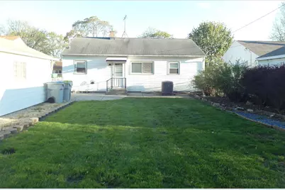 176 W Armour Ave, Milwaukee, WI 53207 - Photo 3