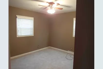 176 W Armour Ave, Milwaukee, WI 53207 - Photo 13