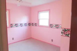 176 W Armour Ave, Milwaukee, WI 53207 - Photo 15