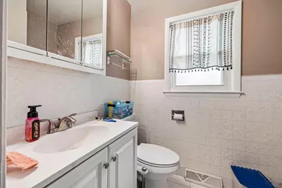 9600 W Morgan Ave, Milwaukee, WI 53228 - Photo 17