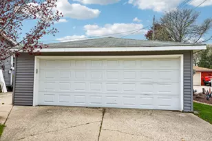 9600 W Morgan Ave, Milwaukee, WI 53228 - Photo 15