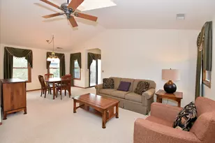 5521 Cambridge Ln, Racine, WI 53406 - Photo 5
