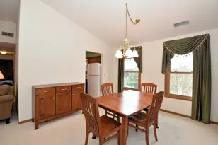5521 Cambridge Ln, Racine, WI 53406 - Photo 9