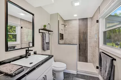 11549 N Meadowbrook Dr, Mequon, WI 53097 - Photo 11