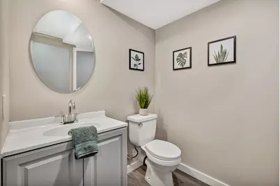 11549 N Meadowbrook Dr, Mequon, WI 53097 - Photo 17
