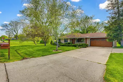 1005  Harvey Ave, Brookfield, WI 53005 - Photo 3