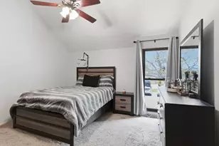 1411 W Edgerton Ave, Milwaukee, WI 53221 - Photo 17