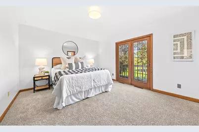 W356N5886  Meadow Ct, Oconomowoc, WI 53066 - Photo 19