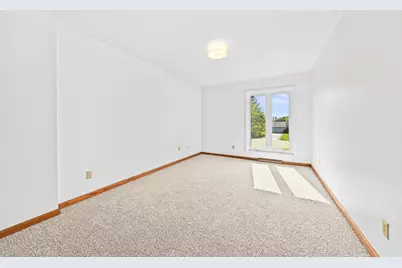 W356N5886  Meadow Ct, Oconomowoc, WI 53066 - Photo 25