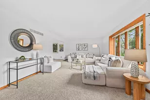 W356N5886 Meadow Ct, Oconomowoc, WI 53066 - Photo 3