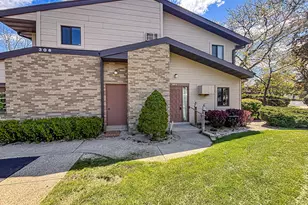 306 Sheffield Rd, Waukesha, WI 53186 - Photo 3