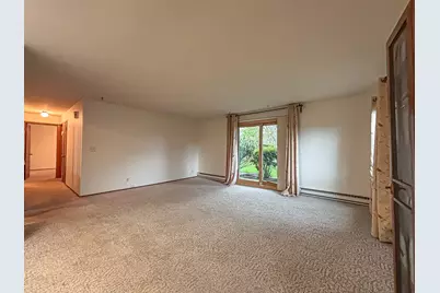 306  Sheffield Rd #5, Waukesha, WI 53186 - Photo 5