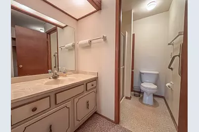 306  Sheffield Rd #5, Waukesha, WI 53186 - Photo 17