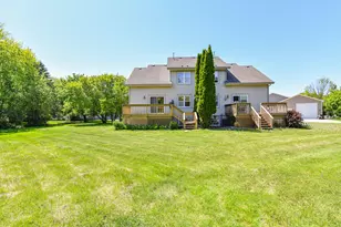 N27W26410 Christian Ct, Pewaukee, WI 53072 - Photo 33