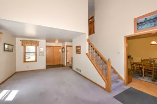 N27W26410 Christian Ct, Pewaukee, WI 53072 - Photo 7