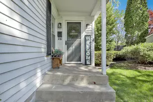19 Elm St, Fort Atkinson, WI 53538 - Photo 5