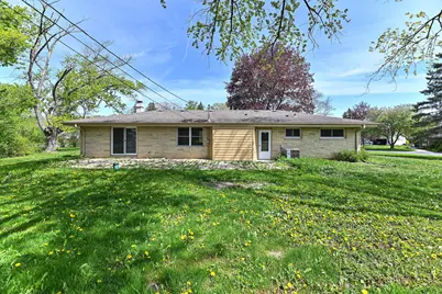 N79W15709  Charles Ct, Menomonee Falls, WI 53051 - Photo 39
