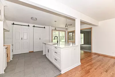 N79W15709  Charles Ct, Menomonee Falls, WI 53051 - Photo 13