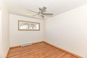 N79W15709 Charles Ct, Menomonee Falls, WI 53051 - Photo 25