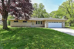 N79W15709 Charles Ct, Menomonee Falls, WI 53051 - Photo 1