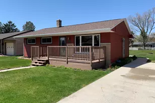 2318 39th St, Two Rivers, WI 54241 - Photo 3