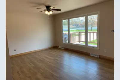 2318  39th St, Two Rivers, WI 54241 - Photo 11