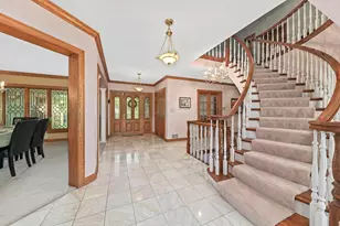 W131N7931 Country Club Ct, Menomonee Falls, WI 53051 - Photo 19