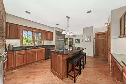 W131N7931  Country Club Ct, Menomonee Falls, WI 53051 - Photo 25