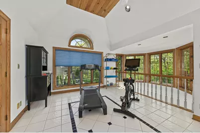 W131N7931  Country Club Ct, Menomonee Falls, WI 53051 - Photo 39