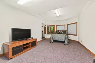 W131N7931 Country Club Ct, Menomonee Falls, WI 53051 - Photo 49