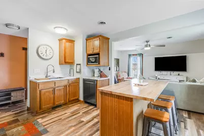 211 E Main St, Mishicot, WI 54228 - Photo 17