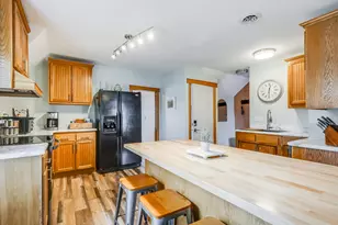 211 E Main St, Mishicot, WI 54228 - Photo 5