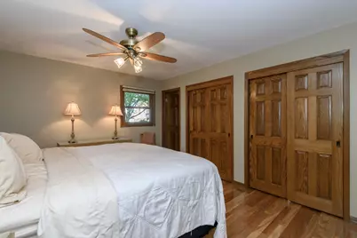 2204  Hunting Ridge Rd, Waukesha, WI 53188 - Photo 23