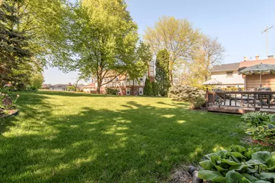 2204  Hunting Ridge Rd, Waukesha, WI 53188 - Photo 33