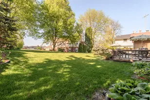 2204 Hunting Ridge Rd, Waukesha, WI 53188 - Photo 33