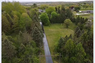 W303S1752  Brandybrook Rd, Genesee, WI 53188 - Photo 3