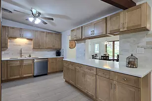 18400 Beverly Hills Dr, Brookfield, WI 53045 - Photo 3