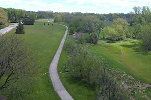 18400 Beverly Hills Dr, Brookfield, WI 53045 - Photo 53