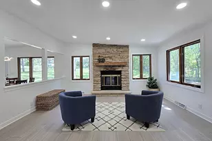18400 Beverly Hills Dr, Brookfield, WI 53045 - Photo 17
