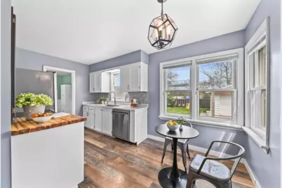 222 N 90th St, Milwaukee, WI 53226 - Photo 7