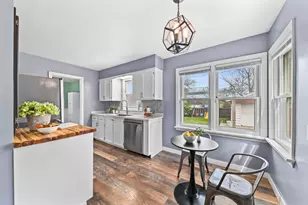 222 N 90th St, Milwaukee, WI 53226 - Photo 7