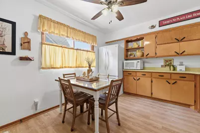 3929 S 56th St, Milwaukee, WI 53220 - Photo 9